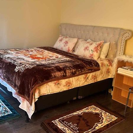 Divine Villa And Resorts 67 Sherman 5Mins To Ewr Airport And 4Mins To Penn Station Newark, 20Mins To New York Екстериор снимка