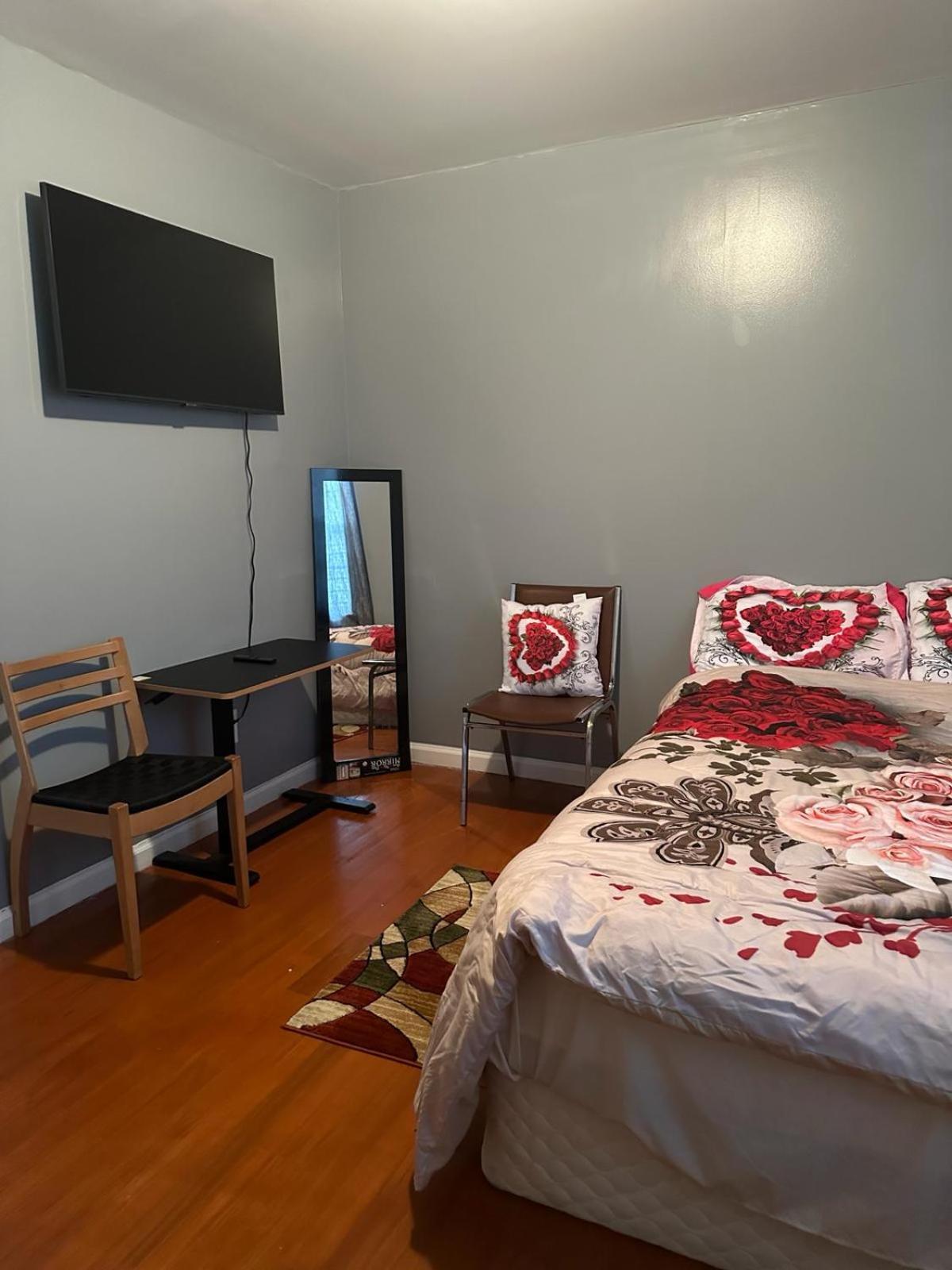 Divine Villa And Resorts 67 Sherman 5Mins To Ewr Airport And 4Mins To Penn Station Newark, 20Mins To New York Екстериор снимка